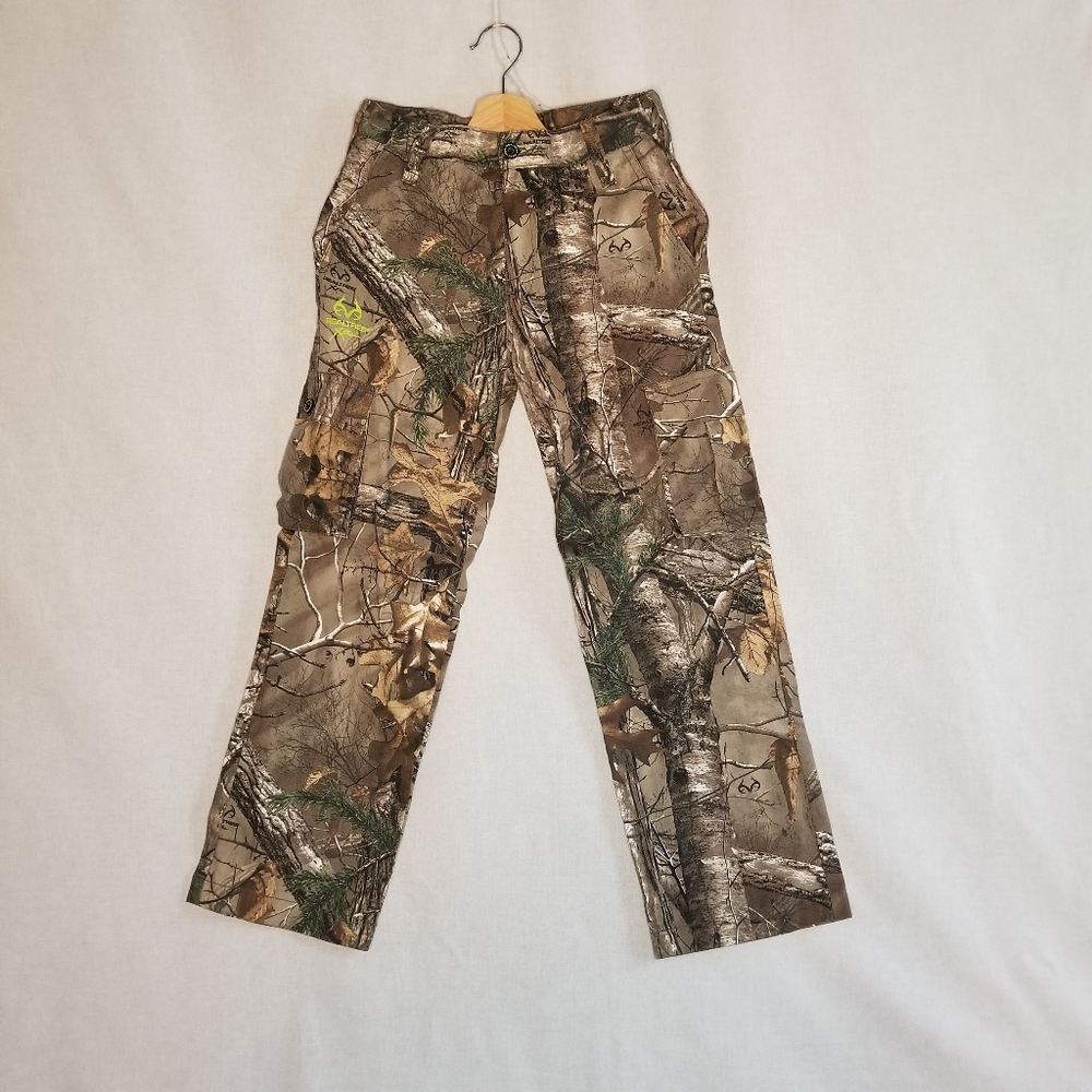NEW Youth Realtree brand Xtra camo hunting pants Boys size (10/12)L